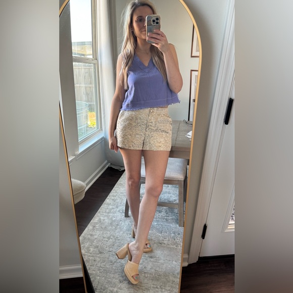 Women's Cream Patterned Metallic Boutique Shorts - Picture 2 of 16